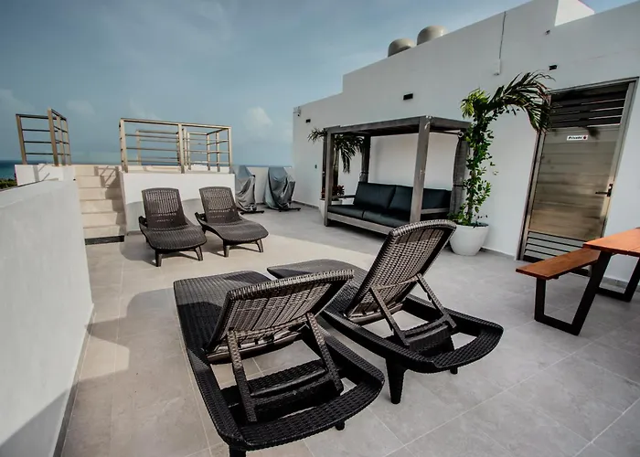 Itzamna Luxury Whit Ocean Viewpool