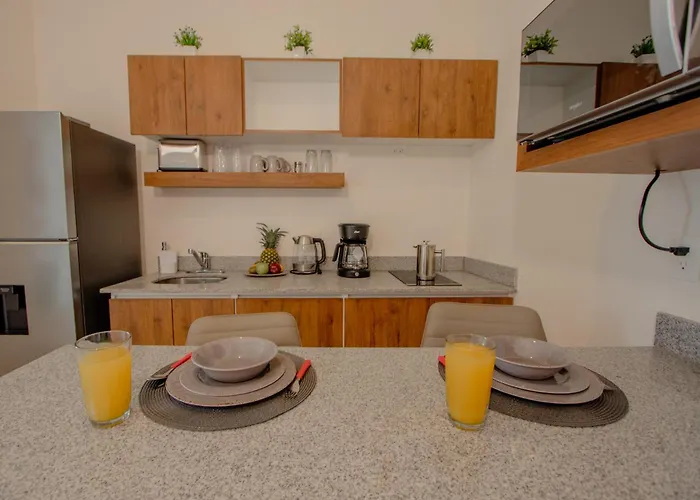 Itzamna Luxury Whit Ocean Viewpool Apartment