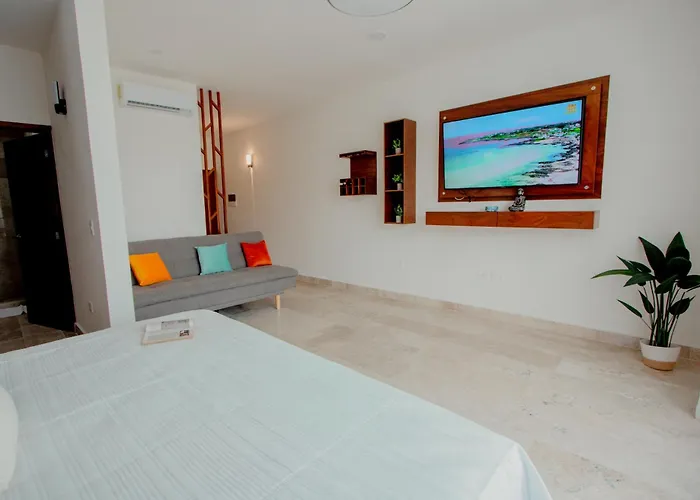 Itzamna Luxury Whit Ocean Viewpool Apartment *