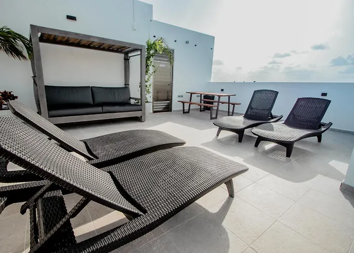 Itzamna Luxury Whit Ocean Viewpool